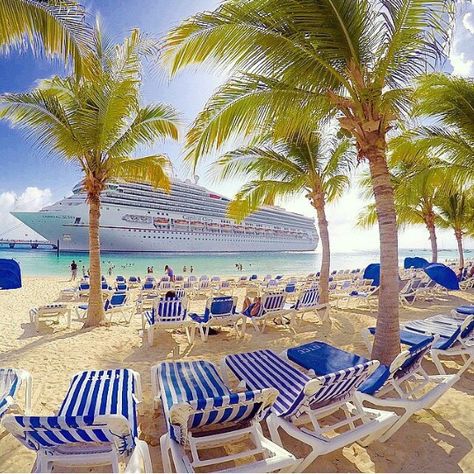 Grand Turk, Turk and Caicos - Tropical Cruise Turk And Caicos, Grand Turk Island, Cruise Vibes, Tropical Cruise, Cruise Kids, Grand Turk, Senior Trip, Plan A Trip, Love Photo