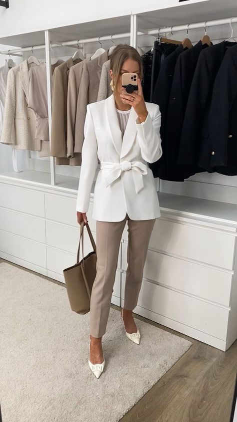 Pleated Skirt curated on LTK Blazer Office Outfits Women, White Business Outfit, Office Outfits Women Skirt, Belted Blazer Outfit, Skirt Suits For Women, White Blazer Outfit, Lime Nails, White Blazer Outfits, Boss Lady Outfit