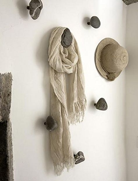 "rock hooks" Diy Hat Rack, Smart Tiles, Wood Hangers, Nice Place, Stone Art, Luxury Interior Design, Diy Inspiration, 인테리어 디자인, Coat Rack