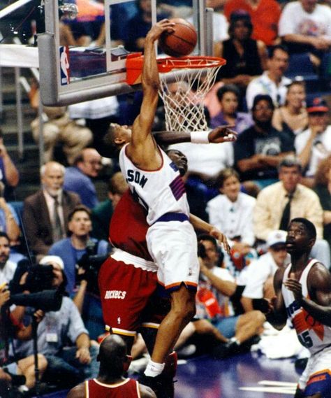 Kevin Johnson dunks over Hakeem Olajuwon during a playoff game in Phoenix. Nba Old School, Best Dunks, Kevin Johnson, Hakeem Olajuwon, Sport Nutrition, Hoop Dreams, Basketball Is Life, Basketball Photography, Sports Hero