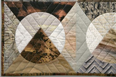 "Moon Over The Mountain" | by rebecca.rohrkaste Moon Over Mountains, Creative Quilts, Mountain Quilt, Mountain Quilt Pattern, Block Layout, Circle Game, Mountain Quilts, Circle Quilts, Machine Quilting Designs