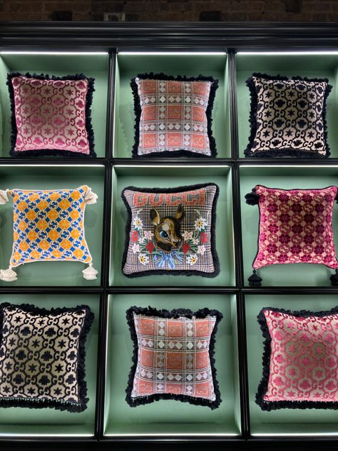 Gucci Home Decor, Gucci Home, Diy Bag Designs, Branding Design Packaging, Textile Patterns, Diy Bag, Textile Design, Home Textile, Art Gift