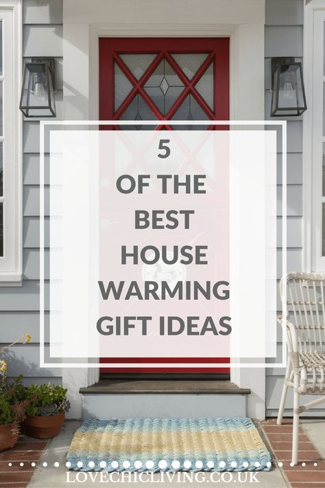 5 of the Best Housewarming Gift Ideas - Love Chic Living Housewarming Gift Ideas Diy, Housewarming Gift Ideas For Men, Diy Housewarming Gift Ideas, First Home Gift Ideas, Housewarming Gift Ideas First Home, Diy Housewarming Gift, Best Housewarming Gift Ideas, Gift Idea Aesthetic, Gift Ideas Aesthetic