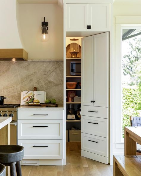 No April Fool’s here, just good design solutions. 😉 A jib door was the perfect solution to give symmetry to this range elevation and serve as access to the existing walk-in pantry space. From our #nicestfolksinsherwoodproj Secret Pantry Door, Secret Pantry, Jib Door, Pantry Space, Pantry Kitchen, April Fool, Boutique Interior Design, Pantry Door, Boutique Interior