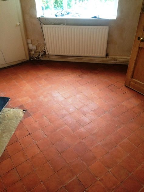 I recently completed a floor in the town of Radcliffe-on-Trent, Nottinghamshire where the owner of an old cottage which dated back to 1875 had lifted up a carpet to discover an original Quarry tiled floor from when the property was first constructed. Quarry Tiles Living Room, Quarry Tile Floor, Tiles Living Room, Snug Room, Period Living, Tiled Hallway, Tiled Floor, Quarry Tiles, Terracotta Floor