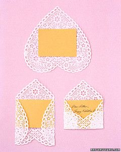 Heart Shaped Doilies Crafts, Heart Doilies Crafts, Paper Doily Crafts, Heart Doily, Doily Crafts, Valentines Envelopes, Heart Envelope, Doilies Crafts, Paper Doilies