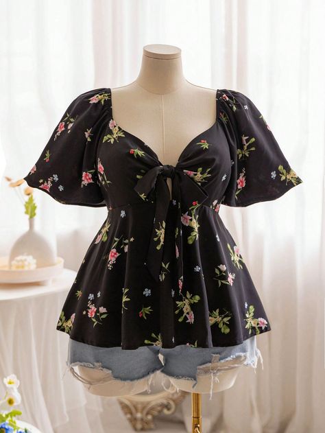 WYWH Vacation Women's Black Plus Size Shirt With Chest Tie Bow Decoration, Ruffled Hem, Elastic Comfort, And Large Floral Print Multicolor Boho  Short Sleeve Woven Fabric Floral,Plants,All Over Print Peplum Slight Stretch  Women Plus Clothing, size features are:Bust: ,Length: ,Sleeve Length: Tops For Black Women, Western Dresses For Girl, Vestiti Edgy, Costura Fashion, Plus Size Shirt, Blouse Casual Fashion, Sleepwear Fashion, Gowns Dresses Elegant, Black Plus Size