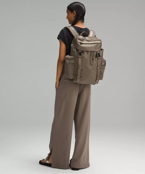 Discover great products at the best prices at Dealmoon. lululemon Wunderlust Backpack 25L | Unisex Bags,Purses,Wallets | lululemon. Price:$158.00 at lululemon Navy Blue Outfits, Blue Outfits, Hot Picks, Water Repellent Fabric, Bags Purses, School Bag, Personal Shopping, You Bag, Gold Black