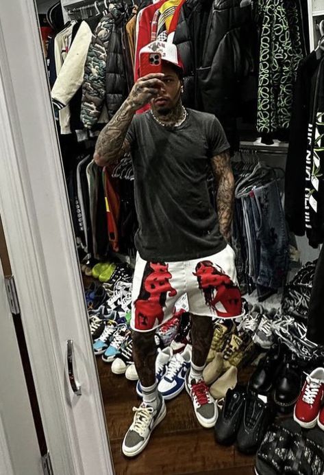 Gervonta Davis Chrome Hearts, Tank Davis Outfits, Gervonta Davis Training, Gervonta Davis Fits, Gervonta Davis Tattoos, Gervonta Davis Poster, Gervonta Davis Fashion, Gervonta Tank Davis, Tank Davis