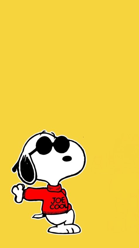 Charlie Brown Cartoon, Wallpaper Snoopy, Charlie Brown Wallpaper, Peanuts Wallpaper, Snoopy Images, Wallpaper Disney, Christmas Wallpapers, Snoopy Wallpaper, Snoopy Pictures