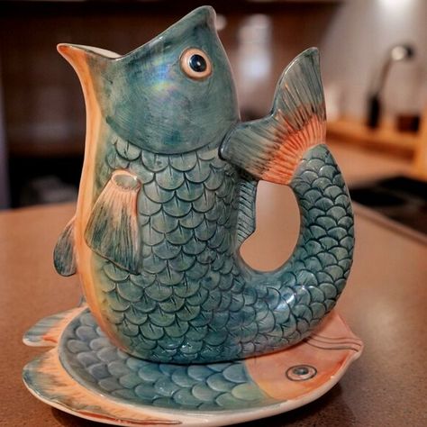 Luster Koi Fish Gulp Pitcher &  Serving Plate Henriksen Imports Japan1986 Fish Clay, Fish Mug, Koi Fish Designs, Fish Vase, Hydrangea Bouquet, Spooky Candles, Beach Theme Decor, Ceramic Fish, Iridescent Blue