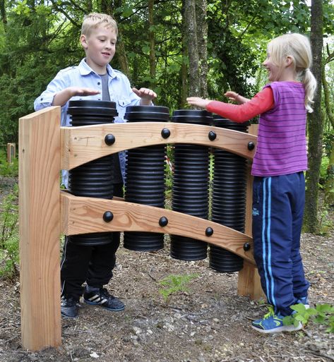 Outdoor Music Area, Music Garden, Outdoor Learning Spaces, Outdoor Play Spaces, Outdoor Play Areas, Diy Playground, Outdoor Music, Sensory Garden, Kids Outdoor Play