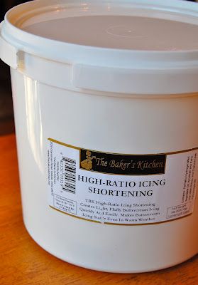 One pinner said:"This is high-ratio shortening.  High-ratio is a bakery grade shortening that has a higher fat content than regular vegetable shortening (such as Crisco).  I hate regular shortening in frosting but I really like the high-ratio.  It seems to make the frosting extra light and fluffy and does not add any strange flavor. High-ratio shortening can be hard to find.  I get mine from a local baking supply shop.  However, you can order it through Amazon." Vegan Cake Frosting, Lion King Cake, Vegan Buttercream Frosting, Vegetable Shortening, Vegan Buttercream, Lion King Cakes, Cake Frosting Recipe, Vegan Chocolate Cake, Icing Frosting