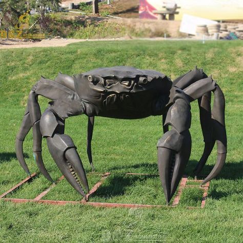 crab garden statue Dnd Golem, Crab Armor, Spider Crab Giant, Crab Sculpture, Hermit Crab Sculpture, Metal Crab Sculpture, Metal Crab, Crab Decor, 3d Anatomy