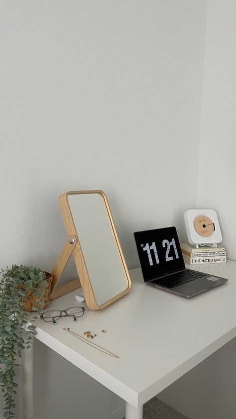 White Room Green Plants, White And Green Desk Aesthetic, Table Mirror Aesthetic, Sage Green Desk Decor, Desk Mirror Aesthetic, Minimalist Plant Room Aesthetic, Sage Green Apartment Aesthetic, Minimalist Desk Aesthetic, Green Desk Aesthetic