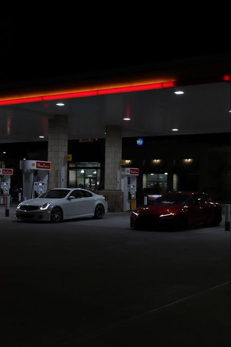 car flicks Car Flicks, Cars Movie, Gas Station, Cars, Quick Saves