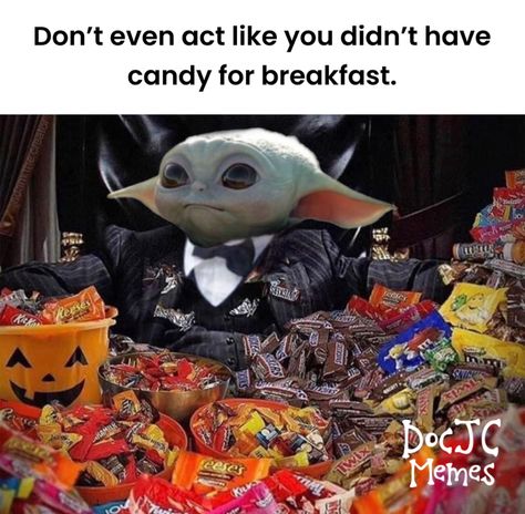 Yoda Halloween, Yoda Funny, Halloween Memes, Halloween Baby, Friends Quotes Funny, Baby Halloween, Quotes Funny, Friends Quotes, Halloween Funny