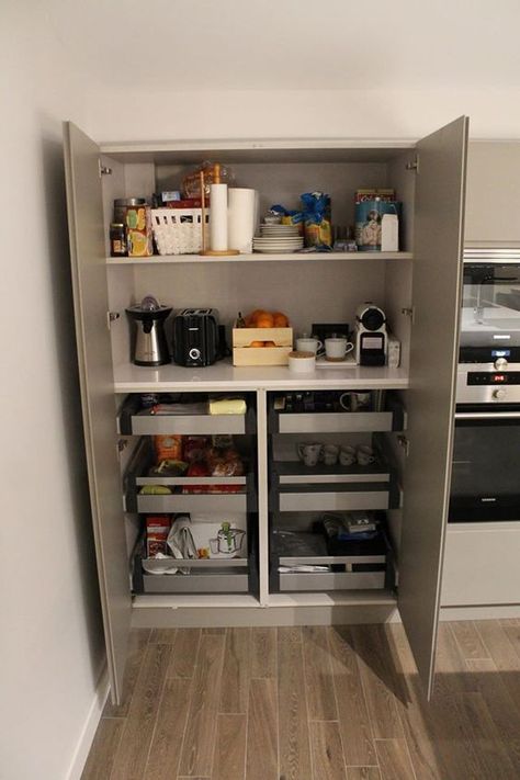 a built in pantry with open shelves and drawers, with appliances, tableware, various cups, mugs and other stuff Big Kitchen Design, Pantry Drawers, Built In Pantry, Service Area, Pantry Wall, Built In Cabinet, Small Pantry, Pantry Ideas, Kitchen Pantry Design