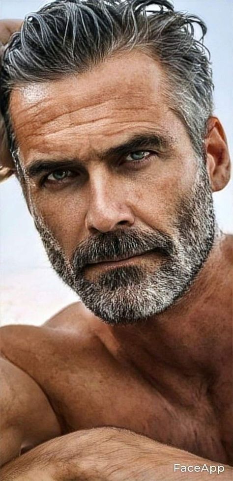 Older Bearded Men, Silver Foxes Men Aging Gracefully, Gray Beards Older Man, Fine Older Men, Hot Old Man, Dalinar Kholin, Older Mens Long Hairstyles, Short Beard Styles For Men, Grey Bearded Men