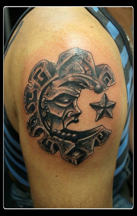 Could be interesting to be put on a hand. Aztec Moon Tattoo, Moon Tattoo Men, Aztec Moon, Wolf Tattoo Sleeve, Aztec Tattoo Designs, Native Tattoos, Polynesian Tattoos, Marquesan Tattoos, Symbol Tattoo