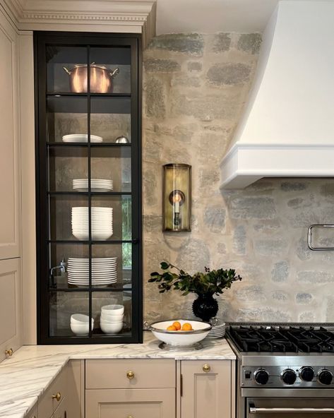 Farrow Metal Upper Kitchen Cabinets, Stone Accent Wall In Kitchen, Range With Windows On Each Side, Organic Industrial Interior, Double Kitchen Island Ideas, Moody Kitchen Cabinets, Modern European Kitchen, European Kitchen, Cabinet Trim