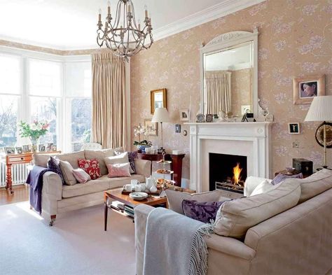 Downton Abbey Home Decorating Ideas | Downton Abbey House Living Room Ideas Edwardian House, Edwardian House Interior, Edwardian Living Room, House Interior Design Ideas, Victorian Interior Design, Period Living, Victorian Living Room, Victorian Interior, Edwardian House