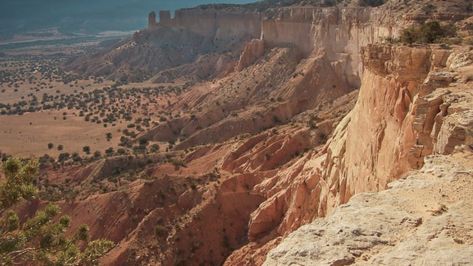 Abiquiu New Mexico, Ghost Ranch, Travel New Mexico, Unwritten Rules, New Mexico Usa, Beautiful Hikes, Hidden Places, New Mexican, River Bank