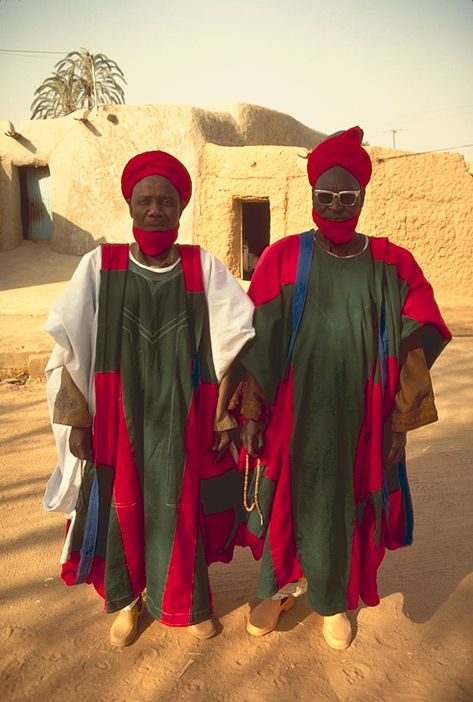 Niger | El Traje y el Mundo Africa People, African People, African Textiles, Out Of Africa, Social Determinants Of Health, Health Research, African Diaspora, African Culture, World Cultures