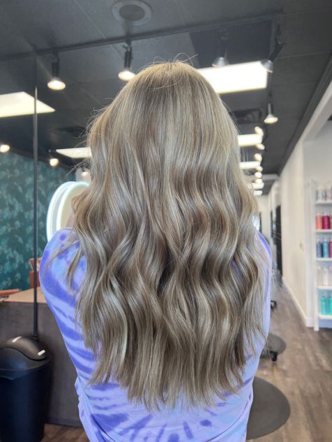 blonde highlights, ash blonde, natural blonde, long hair, beach waves Blonde Highlights Lowlights, Highlights Lowlights, Highlights And Lowlights, Natural Blondes, Beach Waves, Blonde Highlights, Glaze, Highlights, Blonde