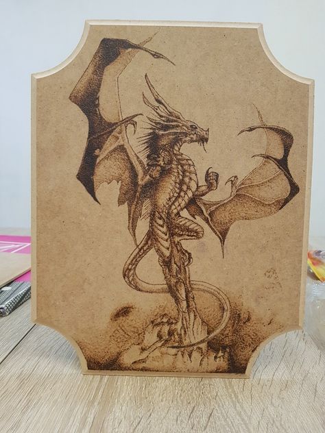 Dragon pyrography Woodworking Plans Patterns, Woodworking Plans Beginner, Woodworking Projects Furniture, Dragon Wall, Woodburning Projects, Pyrography Art, Woodworking Projects For Kids, Woodworking Furniture Plans, Wood Burning Crafts