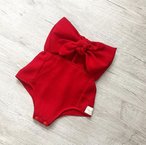 Happy Friday 🌹 Our ZOEY (RED) playsuit has been RESTOCKED for you ✨ shop link in bio #misslylathelabel Red Playsuit, Baby Spring, Infant Baby Girl, Girl Sleeves, Trendy Baby Clothes, Red Romper, Baby Christmas Outfit, Body Suit Outfits