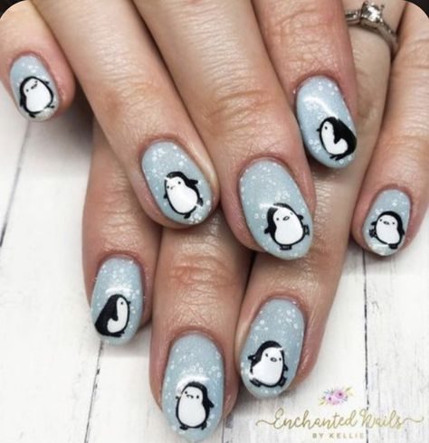 Penguin Nail Art, Penguin Nails, Gel Nails Long, Nail Design Glitter, Nails Rose, Bright Nail Art, Christmas Nail Art Easy, Xmas Nail Art, Nail Art 3d