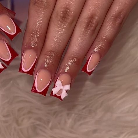 houston,tx 77530 💞🎀🍓💗 on Instagram: "simple but pretty 💌• • • • • • • • • • • #cutenails #prettynails #htxnails #houstonnails #valentinesnails #valentines #nailinspo" Short Gel Tip Nails, Red Nail Acrylic Designs, Short Nail Cute Designs, Red Short Acrylic Nails Designs, Birthday Nails Design Ideas, Shorties Nails Red, Red Short Nails Acrylic, Cute Simple Short Acrylic Nails, Red Nail Designs Simple