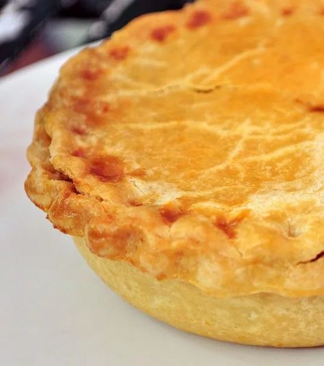 Pie Pastry Recipes, Kidney Pie Recipe, Rustic Pie, Kidney Pie, Popcorn Recipes Sweet, Steak And Kidney Pie, Beef Kidney, Meat Pie Recipe, Pie Pastry