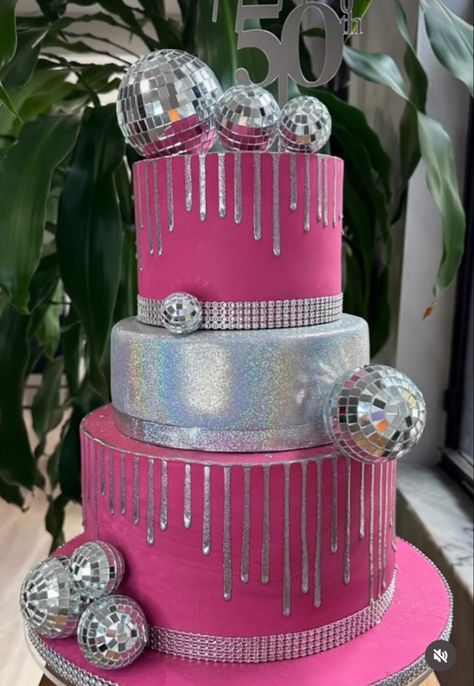 Barbie Cake Sweet 16, Sweet 16 Barbie Cake, Hot Pink Disco Cake, Pink Barbie Birthday Cake, Pink Disco Party Cake, Pink Disco Birthday Cake, Disco Candy Bar, Pink And Disco Birthday Party, Disco Barbie Cake