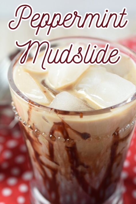 Peppermint Kahlua Drinks, Peppermint Bark Rumchata Recipes, Peppermint Rumchata Recipes, Peppermint Bark Rumchata Drinks, Rumchata Peppermint Bark Drinks, Rum Chata Peppermint Bark Drinks, Peppermint Simple Syrup Recipe, Rum Chata Peppermint Bark Recipes, Peppermint Mudslide