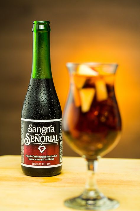 Sangria Soda, Sangria Bottle, Non Alcoholic Beer, Mexican Drinks, Soda Drink, Soda Bottles, Mexican Food Recipes Authentic, Kingfisher, Non Alcoholic