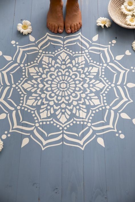 How to stencil furniture with Annie Sloan chalk paint - From Britain with Love Painted Floorboards, Mandala Wall Stencil, Mandala Stencils, Stenciled Floor, Large Stencils, Stencil Furniture, Stencil Pattern, Stencil Crafts, Annie Sloan Chalk Paint