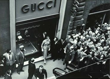 Florence. Those were the days when Gucci was GUCCI... Aldo Gucci, Italian Fashion Brands, Gucci Brand, Guccio Gucci, Charlotte Casiraghi, Princess Grace, Gucci Fashion, Elizabeth Taylor, Scarf Set