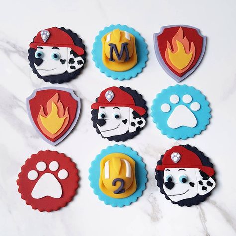 Paw Patrol Macarons, Paw Patrol Cupcakes, Sweet Tables, Paw Patrol Cake, Paw Patrol Birthday, Sweet Table, Lucca, Custom Cakes, Paw Patrol