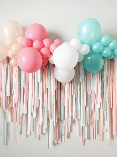 Birthday Garland Ideas, Diy Boho Birthday Decorations, Diy Birthday Garland, Easy Birthday Decorations Diy, Easy Diy Birthday Decorations, Diy Birthday Backdrop Ideas, Party Set Up Ideas, Birthday Decoration Ideas At Home, Cheap Party Decorations