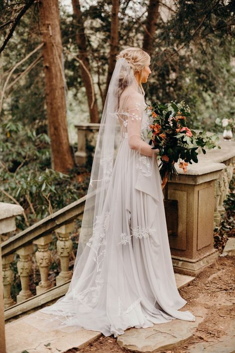 High Fantasy Wedding Dress, Forest Inspired Wedding Dress, Light Gray Wedding Dress, Light Grey Wedding Dress, Whimsical Wedding Dress Fairies, Lotr Wedding Dress, Forest Wedding Dresses, Fairycore Wedding Dress, Aesthetic Marriage