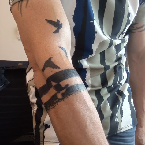 Blackband tattoo with birds on my left arm😍 Tattoo With Birds, Birds Tattoo, Birds, Band, Tattoos