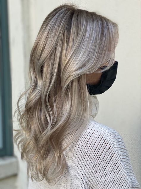 Reverse Balayage Bronde, Reverse Balayage Blonde, Dimension Balayage, Reverse Balayage, Bronde Balayage, Dimensional Blonde, Balayage Blonde, Blonde Balayage, Brunette Hair