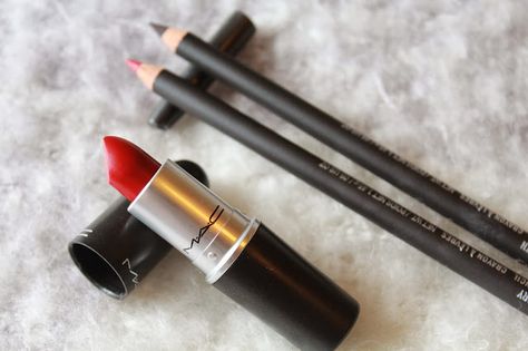 Mac Nightmoth, Red Lip Liner, Mac Russian Red, Perfect Red Lips, Russian Red, Red Lip, Doll Face, Makeup Collection, Lip Liner