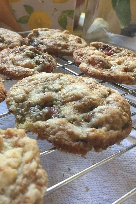 Fresh Fig Cookies Recipe, Easy Fig Recipes Fresh, Fig Cobbler Recipe, Fig Breakfast Bars, Fresh Fig Deserts, Fresh Fig Desserts Easy, Fresh Fig Dessert Recipes, Fresh Fig Muffins Recipe, Fresh Fig Cookies