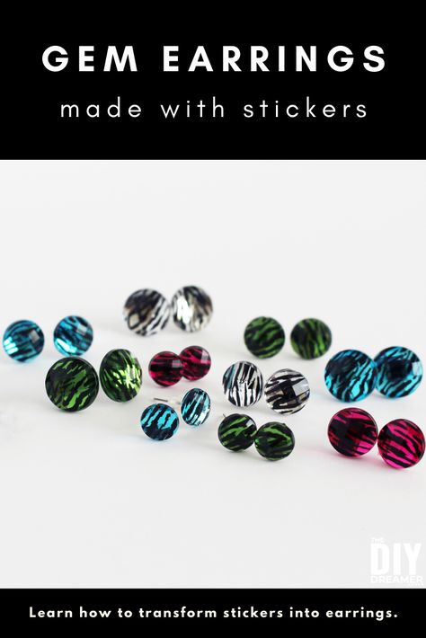 Learn how to transform stickers into earrings. DIY Gem Stud Earrings using stickers! Really easy jewelry craft. Diy Gem, Homemade Necklaces, Easy Jewelry, Make Earrings, Diy Earring, Work Diy, Gem Earrings, Earrings Diy, Making Earrings