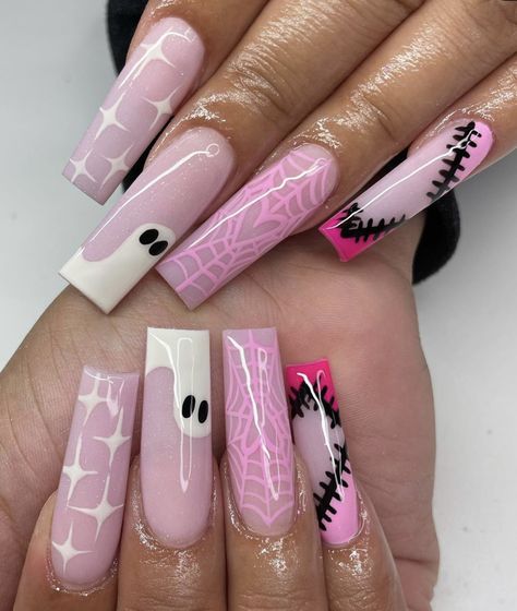 Halloween Acrylic Nails Ideas, Pink Spooky Nails Acrylic, Long Spooky Nails, Pink Halloween Acrylic Nails, Pink Halloween Nails Acrylic, Nails Polish Ideas, Kawaii Halloween Nails, Pink Spooky Nails, Halloween Nails Pink