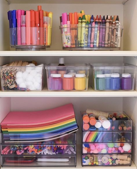 Dumbbell Storage Ideas Small Spaces, Toy Organization Ideas Closet, Fidget Organization Ideas, Homeschool Classroom Organization, Craft Corner Ideas Small Spaces, Kids Craft Organization, Organize Kids Art Supplies, Storage Organizer Ideas, Playroom Organization Storage