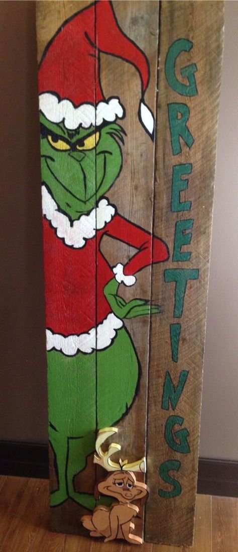 Grinch Wooden Decor, Grinch Painted On Wood, Diy Wooden Grinch, Grinch Painting On Wood, Grinch Pallet Ideas, Christmas Porch Boards Signs, Christmas Yard Signs Wooden, Santa Porch Sign, Grinch Board Ideas